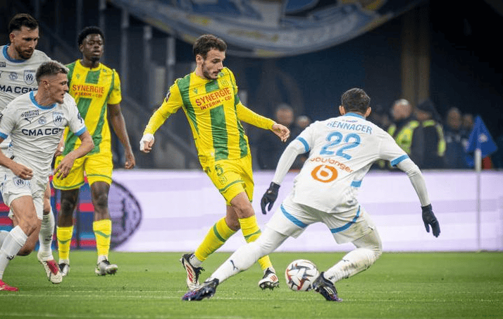 周日015 法甲 斯特拉斯堡VS南特，比分预测